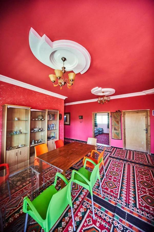 Bedouin Pink Ecohouse Bed & Breakfast Вади Муса Екстериор снимка